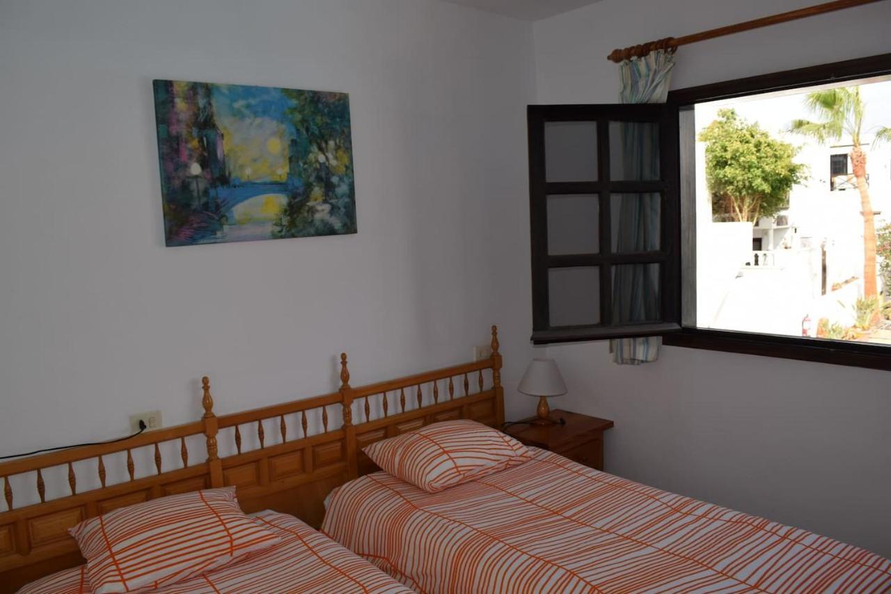 Apartamento Reni Tias Luaran gambar