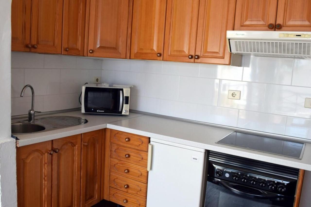 Apartamento Reni Tias Luaran gambar