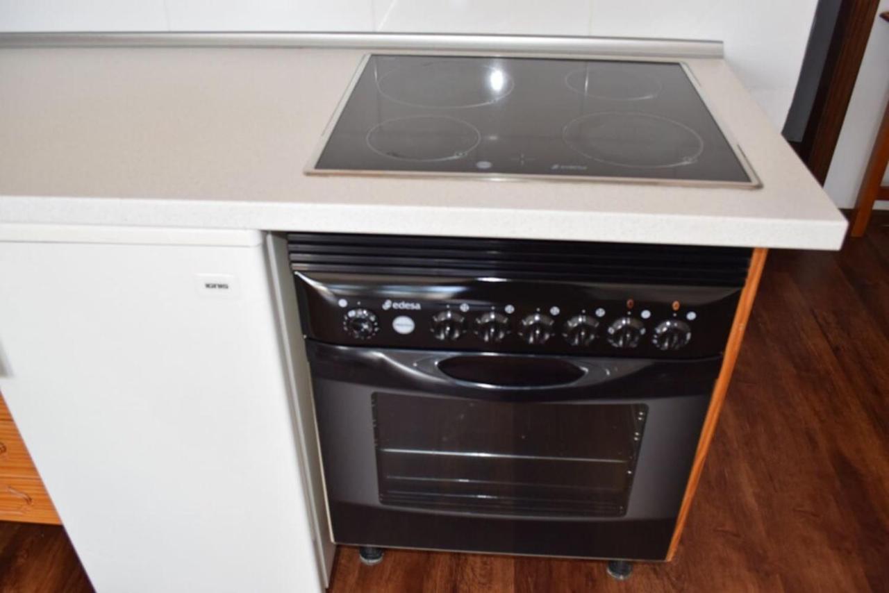 Apartamento Reni Tias Luaran gambar